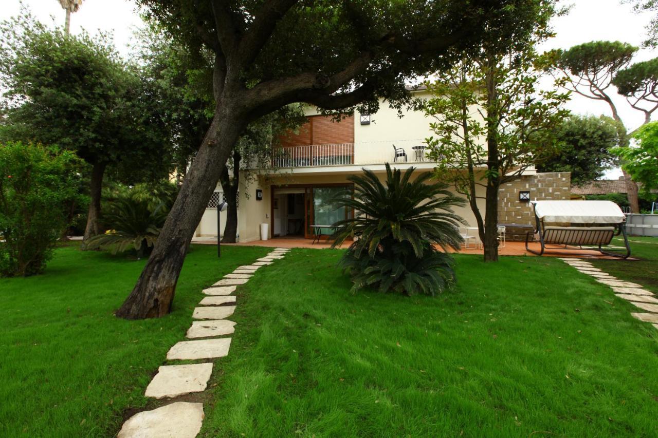 Villa Vanessa Фреджене Екстер'єр фото